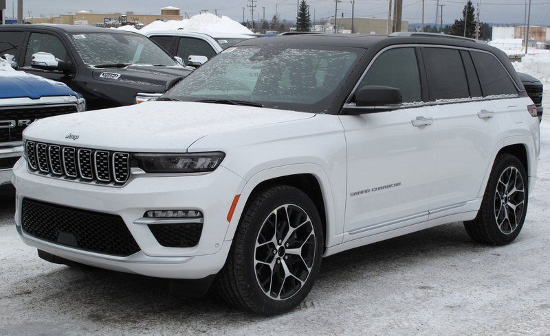 Jeep Grand Cherokee in Victoria
